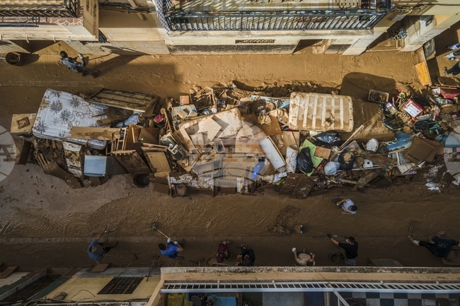 Мъж загина, а момиче е в неизвестност, след преминаването на бурята „Леонардо“ през Португалия и Испания 