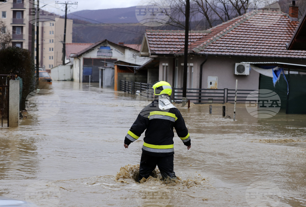 Обилни валежи предизвикаха наводнения в Черна гора – най-сериозно е положението в Никшич и Даниловград