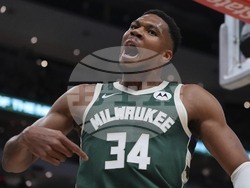 Cavaliers Bucks Basketball