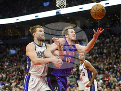 Kings Raptors Basketball