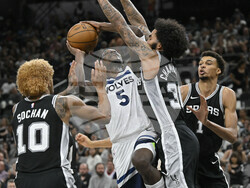 Timberwolves Spurs Basketball