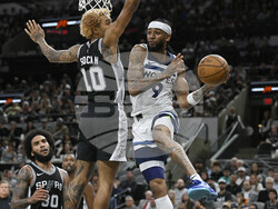 Timberwolves Spurs Basketball