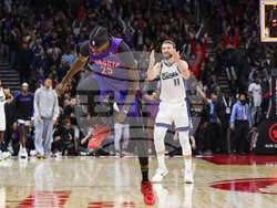 Kings Raptors Basketball