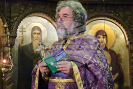 Търговище - храм „Св. Йоан Рилски” - неделна служба - ставрофорен иконом Славчо Проданов