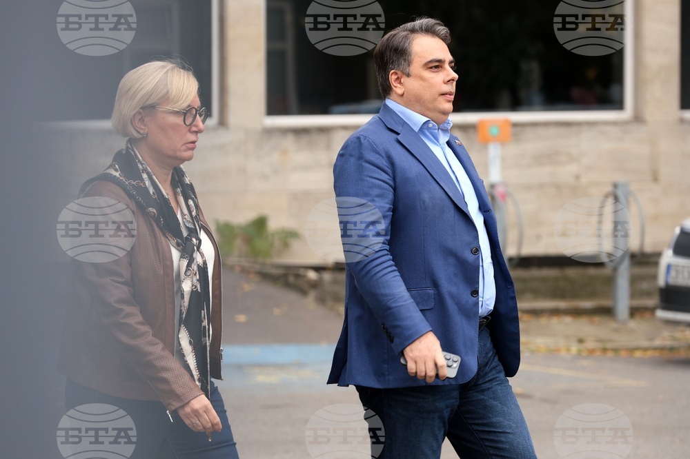 Асен Василев - изявление