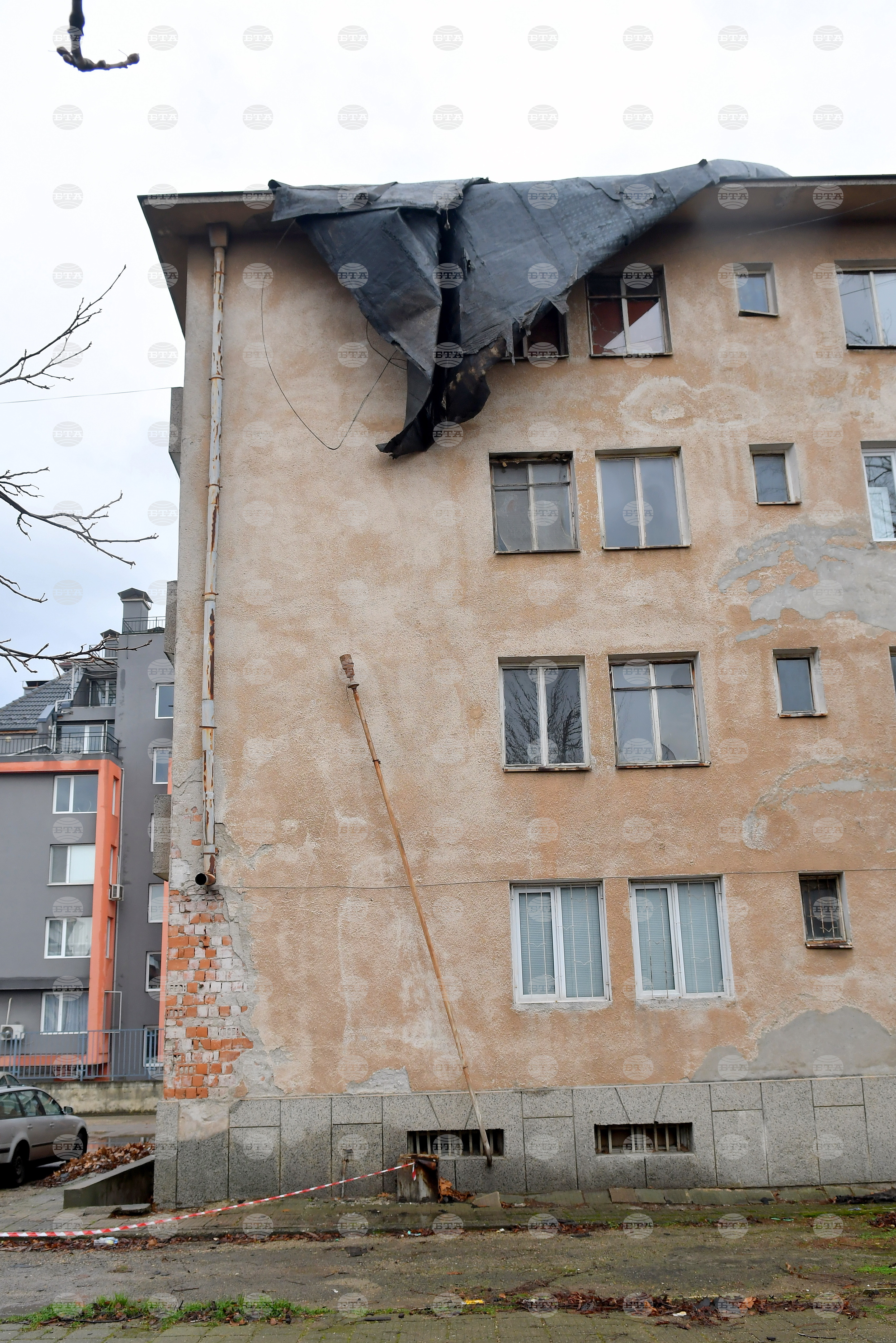 Монтана - силен вятър - щети 