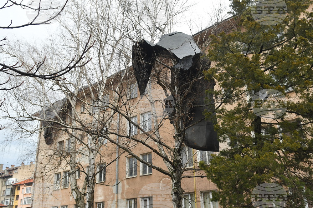 Монтана - силен вятър - щети 