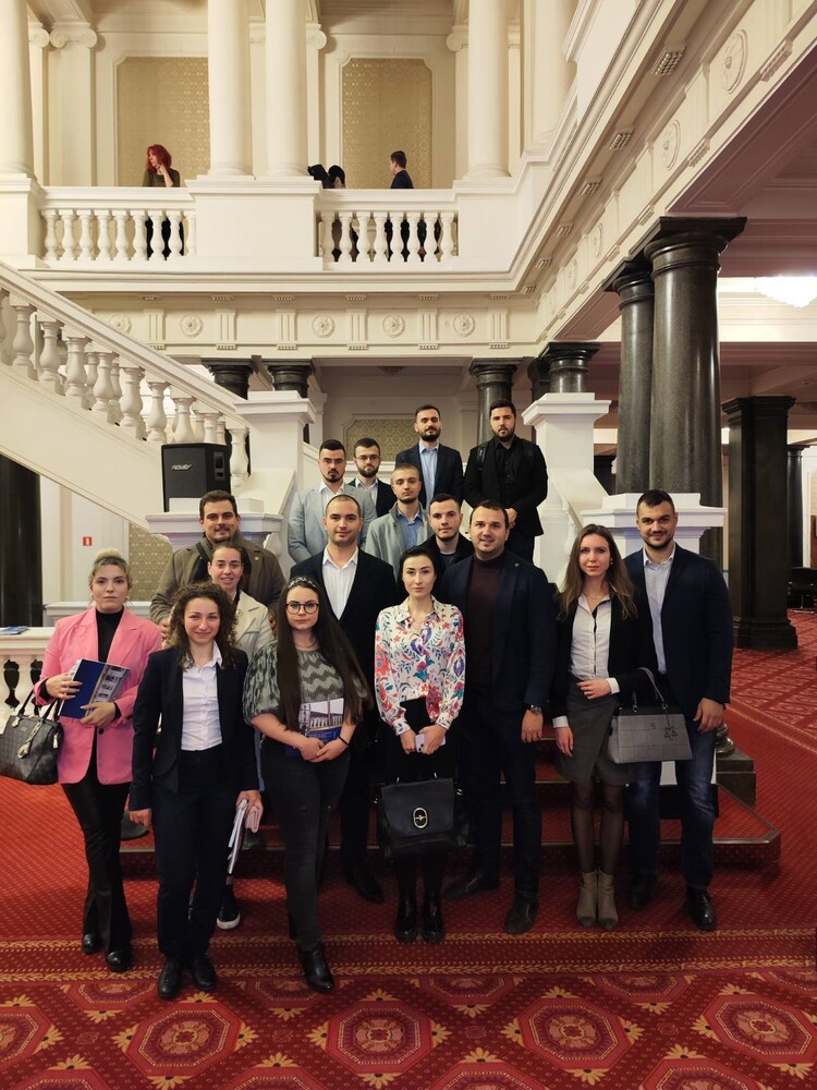 Стефан Янев: Утрешните държавници на България са сред днешните студенти