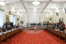 Парламент - лидерска среща