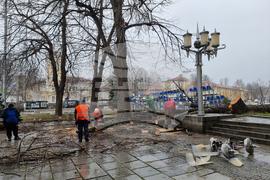 Габрово - силен вятър - щети