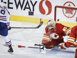 Oilers Flames Hockey
