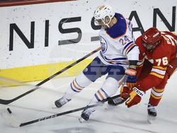 Oilers Flames Hockey