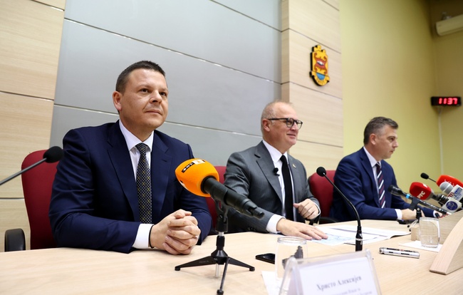 Подобряването на транспортната свързаност между България и Сърбия ще има добър ефект върху хората и бизнеса, заяви Христо Алексиев