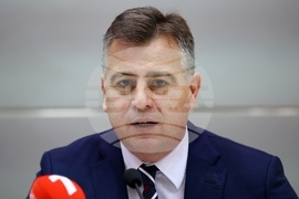 Сърбия - министри - пресконференция - Владан Васич