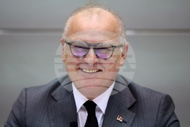 Сърбия - министри - пресконференция - Горан Весич