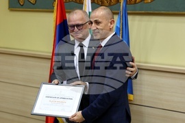 Сърбия - министри - пресконференция - грамоти - Златин Крумов