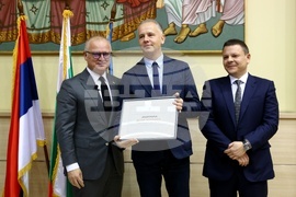 Сърбия - министри - пресконференция - грамоти - Деян Борбевич