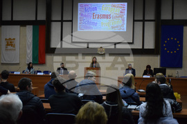 Благоевград - Мария Габриел - дискусия 