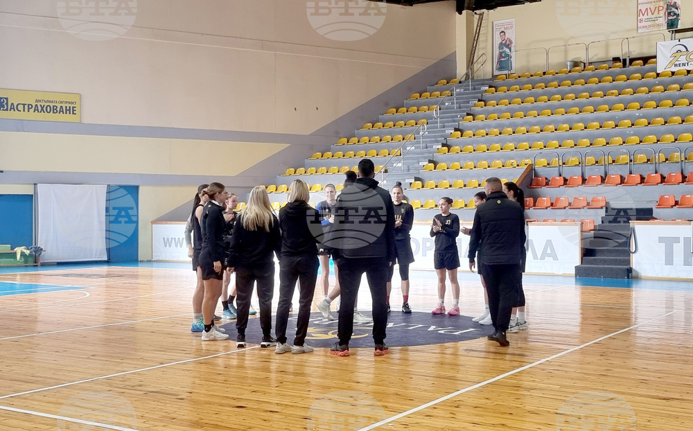 Обявиха групата на женския национален отбор на България по баскетбол за мача с Унгария