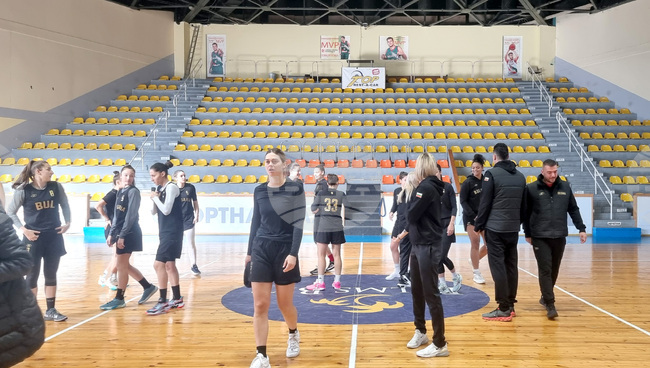 Фолклорно-баскетболно шоу готвят за публиката в Пловдив от БФБаскетбол