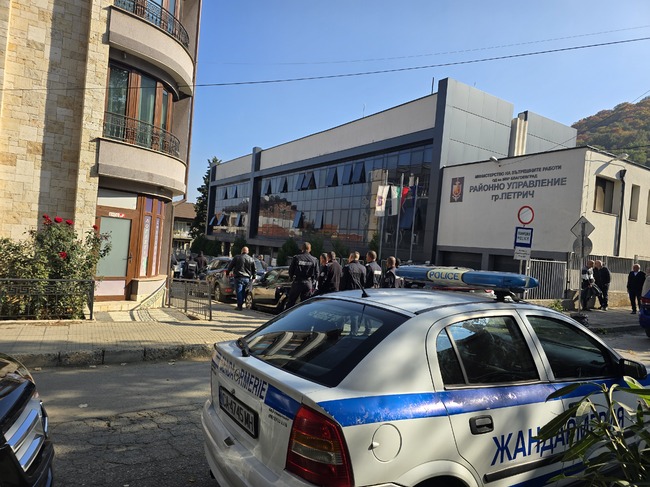 Petrich Regional Administration Head, Police Chief Detained for Corruption