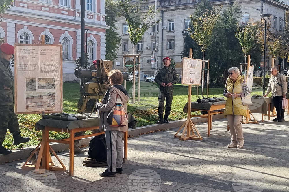 Плевен - Сухопътни войски - изложба