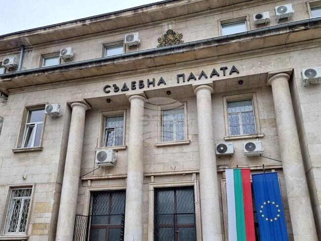 Окръжен съд – Враца остави за постоянно в ареста мъж, обвинен в държане на наркотици с цел разпространение 