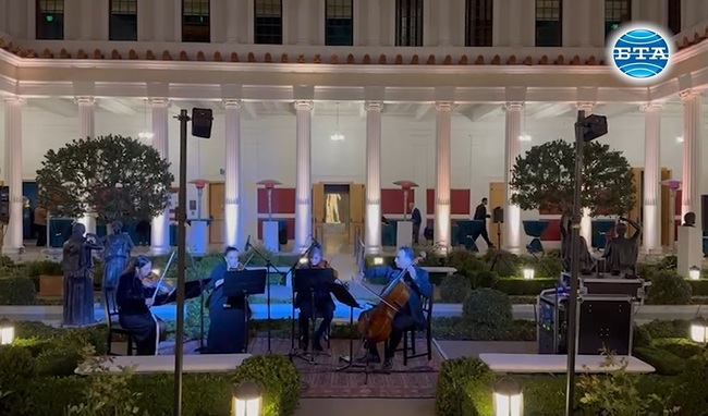 С музика от струнен квартет започна изложбата "Древна Тракия и античният свят: Съкровища от България, Румъния и Гърция" в музея „Гети“ в Лос Анджелис