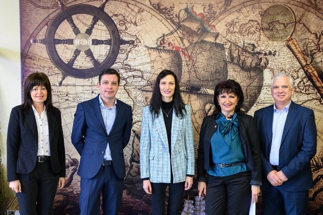 ЕК: Мария Габриел постави началото на инициативата „Засаждане на 3 милиарда дървета до 2030 г.“ в България