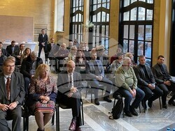 Снимка: Министерство на електронното управление - Участниците в срещата на Консултативния съвет на ИКТ общността