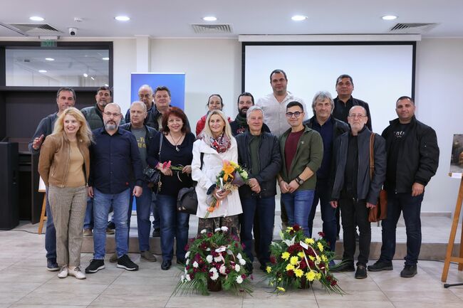 От голо тяло до пейзаж обхващат сюжетите в годишната изложба на Бургаската фотографска общност