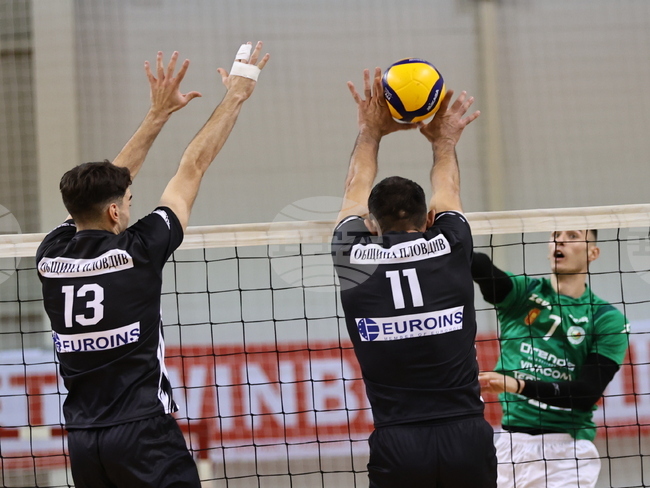 Локомотив Авиа надви Берое и временно се изкачи на трето място в класирането на мъжкото волейболно първенство