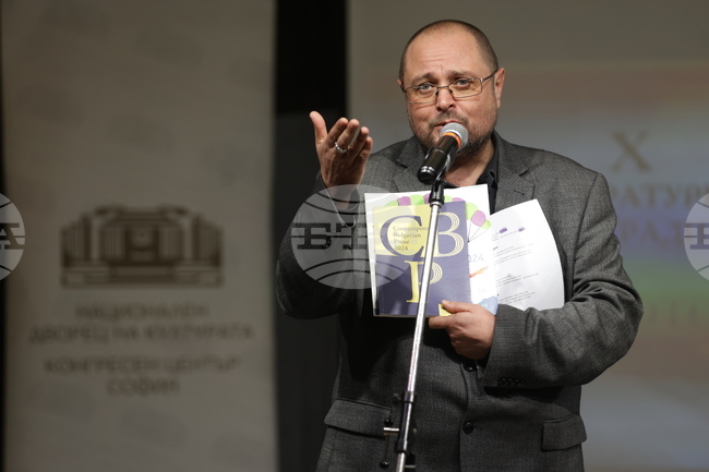 Първото събитие за 2025 г. на „Глаголницата“ в Сиатъл е среща с литературоведа Светлозар Желев