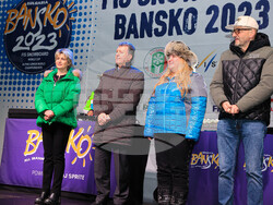 Снимка: Министерство на младежта и спорта -  Весела Лечева участва в откриването на Световната купа по сноуборд в Банско