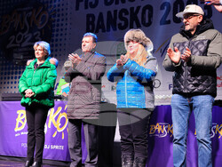 Снимка: Министерство на младежта и спорта -  Весела Лечева участва в откриването на Световната купа по сноуборд в Банско