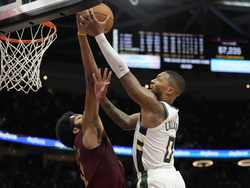 Bucks Cavaliers Basketball