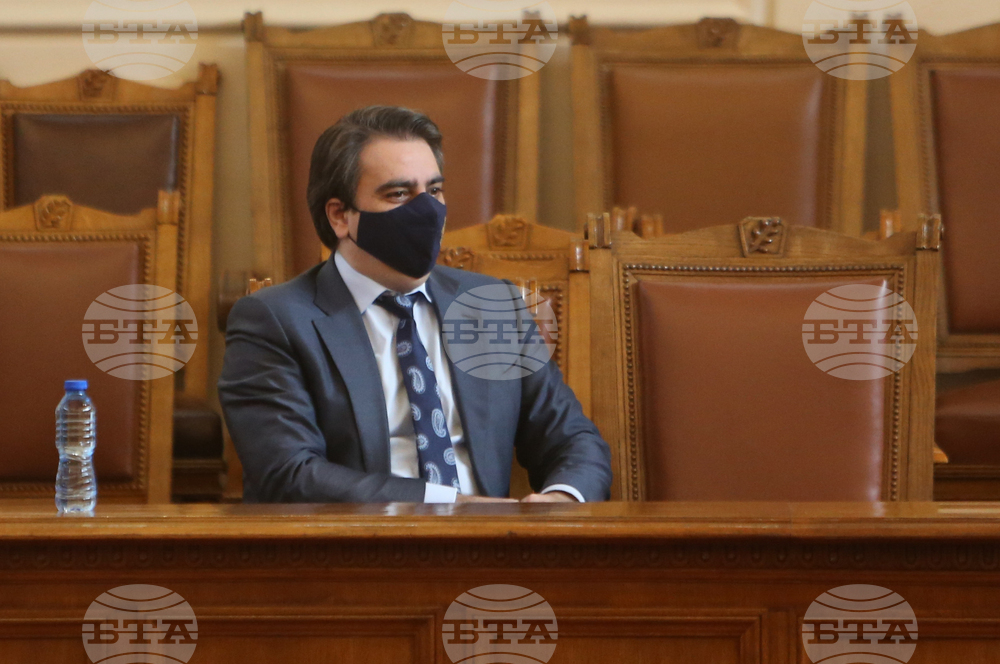 Парламент - Асен Василев  - заседание 