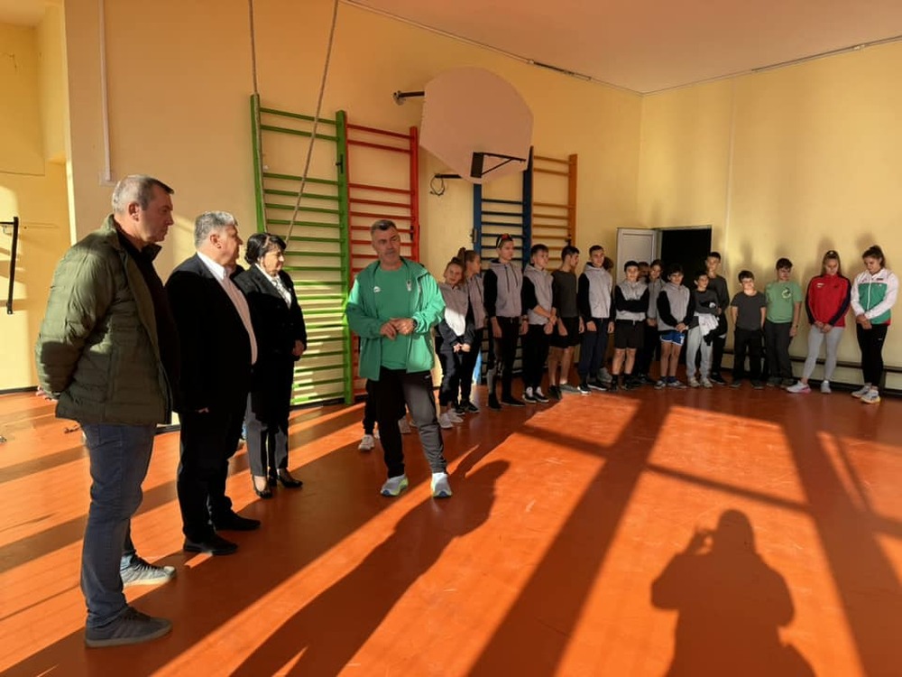 Община Видин: Модерно спортно оборудване бе дарено на двата спортни клуба по кану каяк