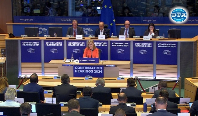 Започна изслушването на българския кандидат за еврокомисар Екатерина Захариева в Брюксел