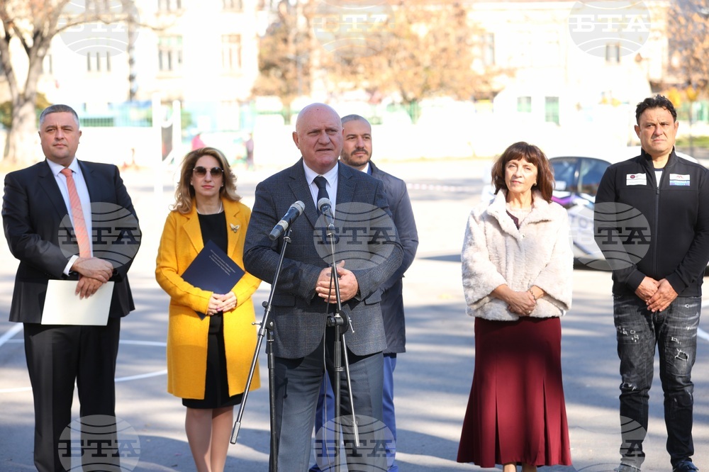 Министър Галин Цоков обяви началото на кампанията "Аз ще бъда отговорен шофьор", която е за ученици в 11-и и в 12-и клас