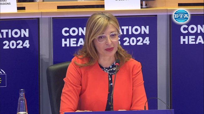 Необходимо е увеличаване на инвестициите в изследванията и иновациите до 3 процента от БВП, каза кандидатът за еврокомисар Екатерина Захариева във встъпителната реч на изслушването си в Брюксел