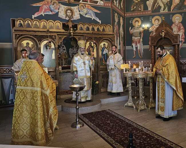 Празнична архиерейска света литургия бе отслужена в църквата „Св. Иван Рилски“ във Виена
