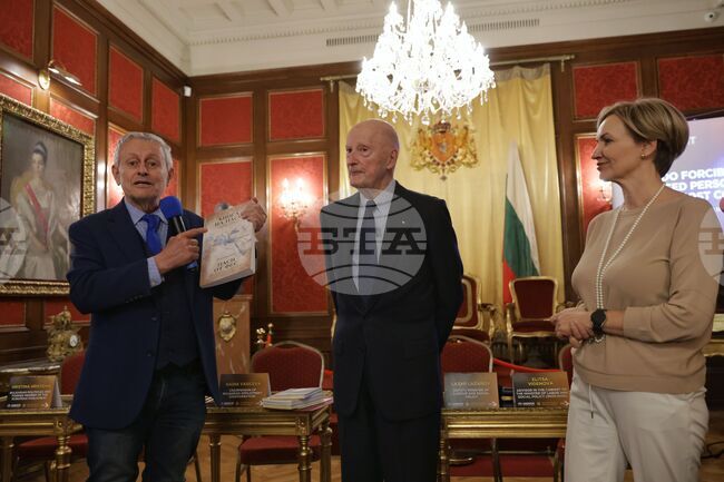 „С какво допринасят принудително разселените лица към приемащата ги страна?“ - форум