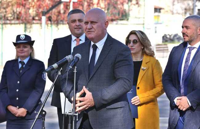 Министър Цоков: Над 600 ученици ще преминат обучения по пътна безопасност