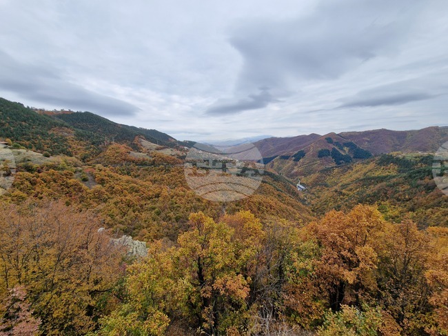 Good Mountain Hiking Conditions on Wednesday
