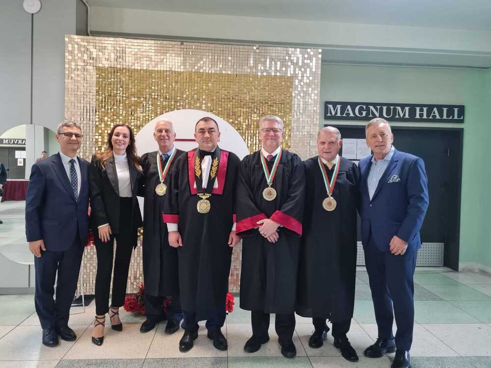 Медицински университет – Плевен: Трима американски учени станаха носители на почетното звание „Доктор хонорис кауза“ на Медицински университет – Плевен в Годината на Юбилея