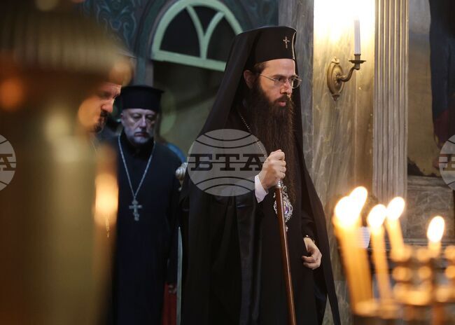 Бургас - храм "Св. Богородица" - Сливенски митрополит Арсений