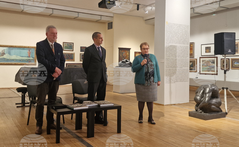 Христо Алексиев - албум „Една като никоя. София в старите пощенски картички и снимки“