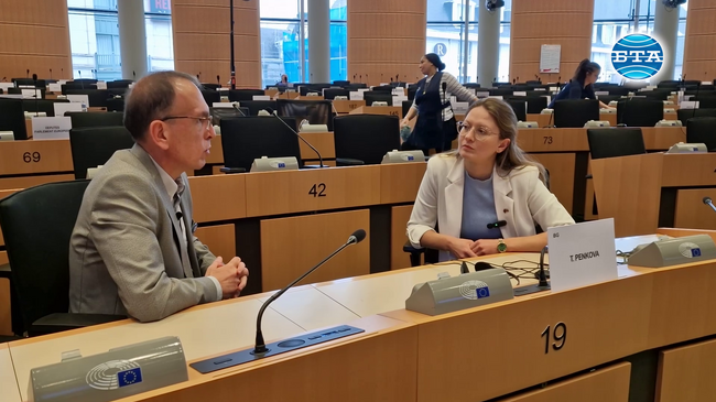 Екатерина Захариева демонстрира подготовка и познаване на темите, заяви пред БТА евродепутатът Цветелина Пенкова