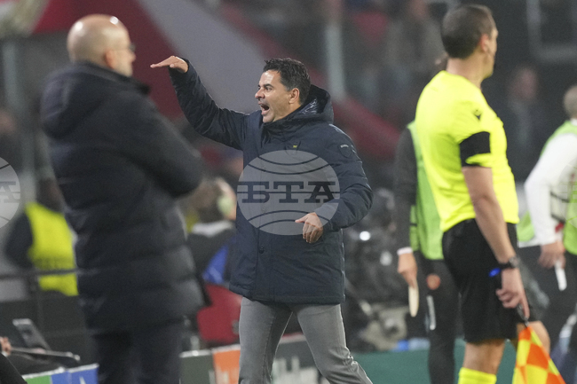 Треньорът на Жирона Мичел ще пропусне следващия мач поради здравословен проблем